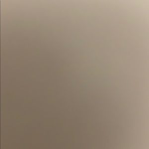 Meet your Posher, Ella